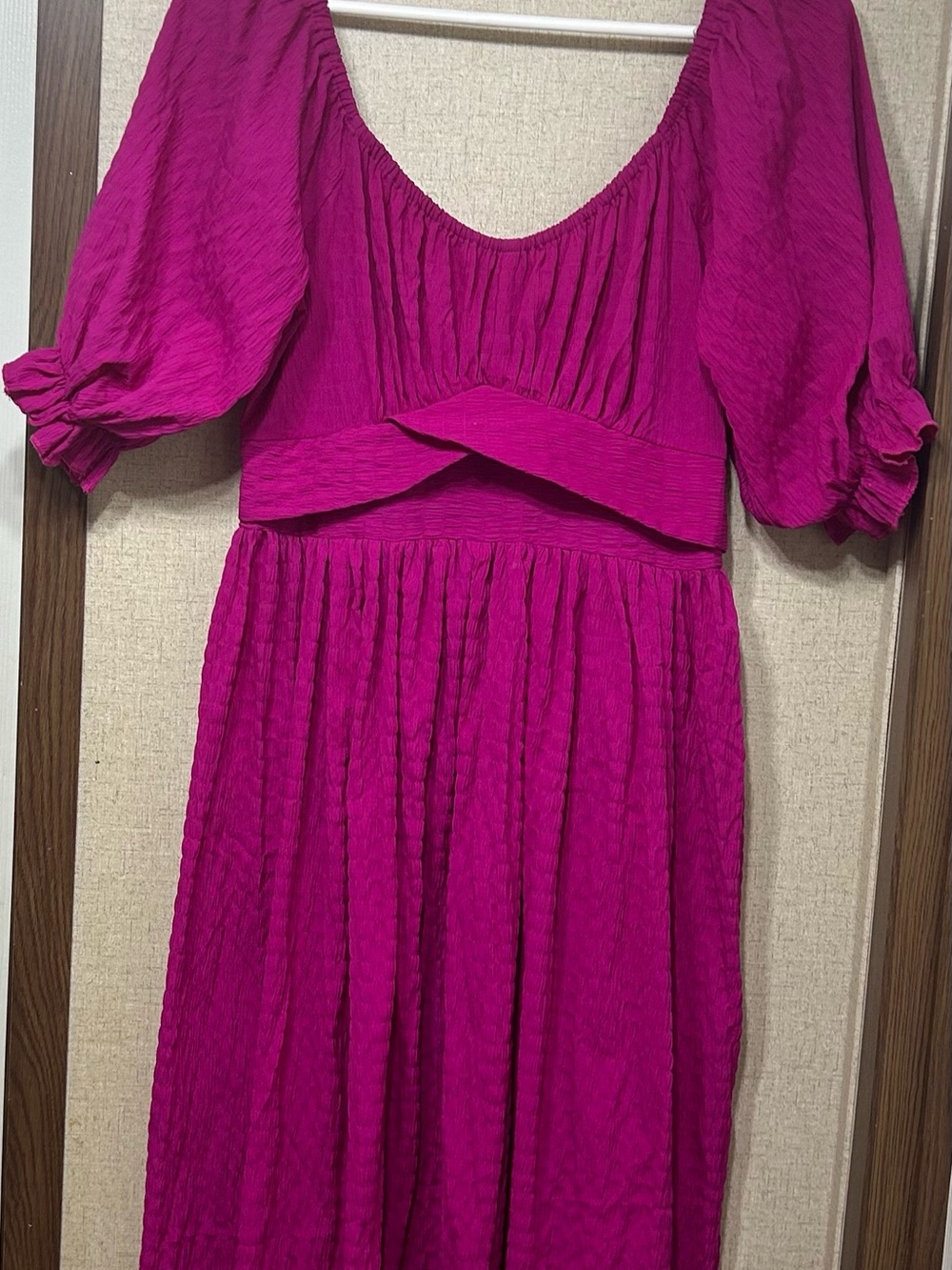 Fuchsia Puff-Sleeve Midi Dress with Scoop Neck